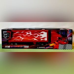 Peterbilt  387 1/32  Die-cast Toy